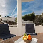 Beachside Apt: Remote Work, *year-round Pool* Daire *