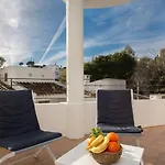 Beachside Apt: Remote Work, *year-round Pool* * Benalmádena