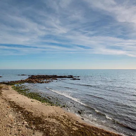 Apartment Beachside Apt: Remote Work, *year-round Pool* Benalmádena