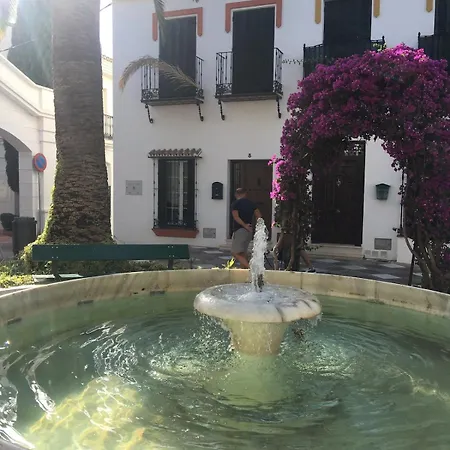 Beachside Apt: Remote Work, *year-round Pool* Apartment Benalmádena