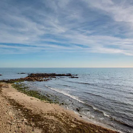 Apartment Beachside Apt: Remote Work, *year-round Pool* Benalmádena