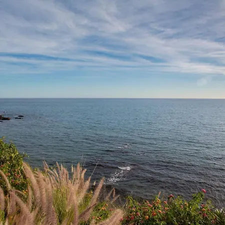 Beachside Apt: Remote Work, *year-round Pool* Benalmádena